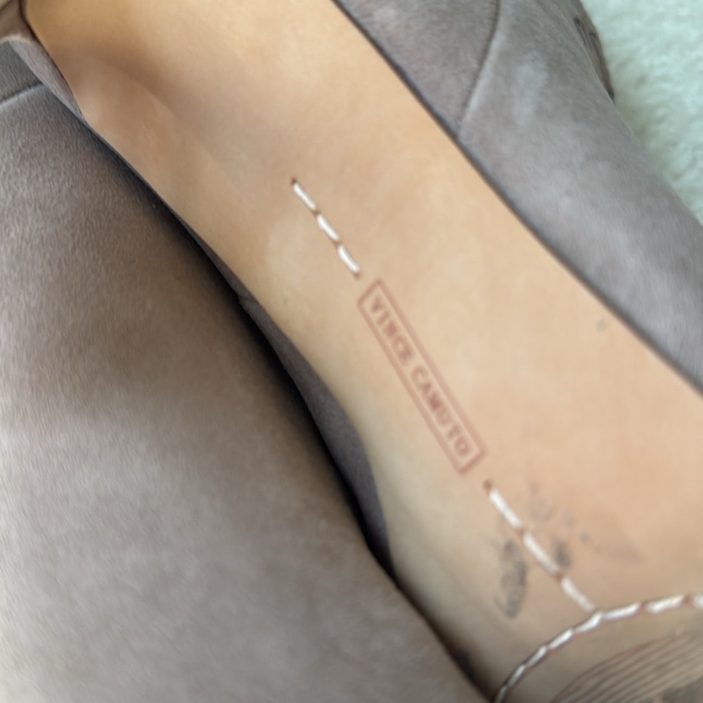 Vince Camuto Tan Women's Heeled Booties - Picture 9 of 10